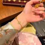 Shining Laser Four-Leaf Clover Gold Bracelet - Image 4