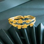 Gorgeous double-sided gold-plated bracelet - Image 4