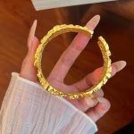 Lightly luxurious peony-shaped gold-plated bracelet - Image 3